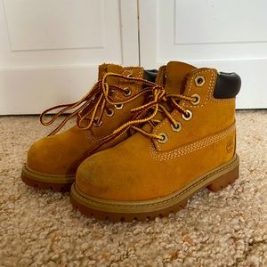 Timberland: 6” Classic Boot